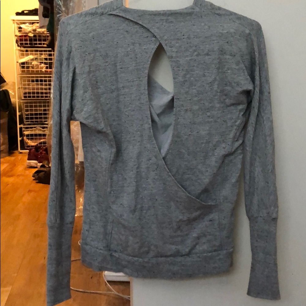 Alo sweatshirt
